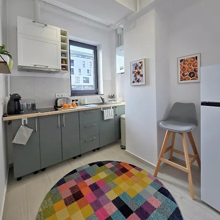 Aviatorii Oxford - 2 * Constanţa